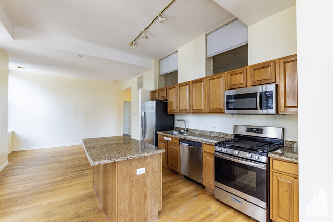 Photo - 208 W Washington St Rental