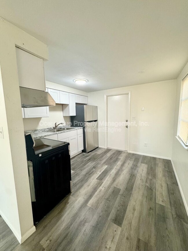 Photo - 10179 106th Ave N