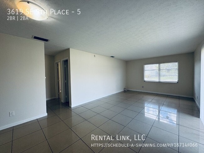 Photo - 3619 SE 9th Pl Unidad 5