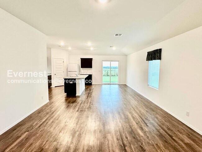 Photo - 707 N Dogwood Ave