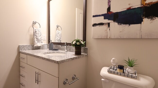 Buckhill Village Apts