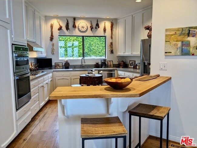 Photo - 31533 Victoria Point Rd