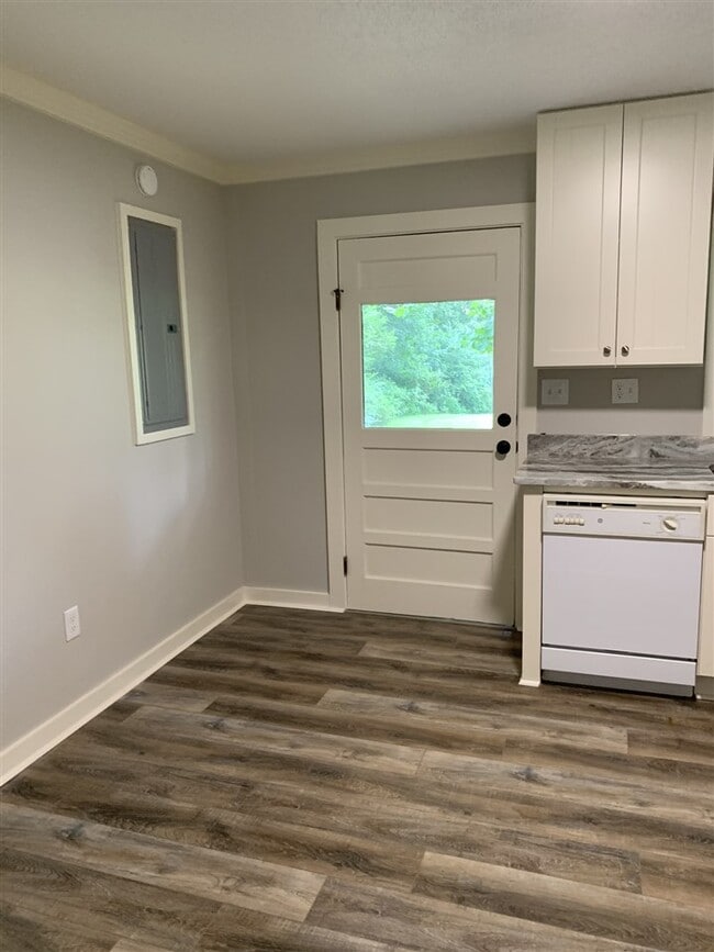 Photo - 11727 E Holmes Rd