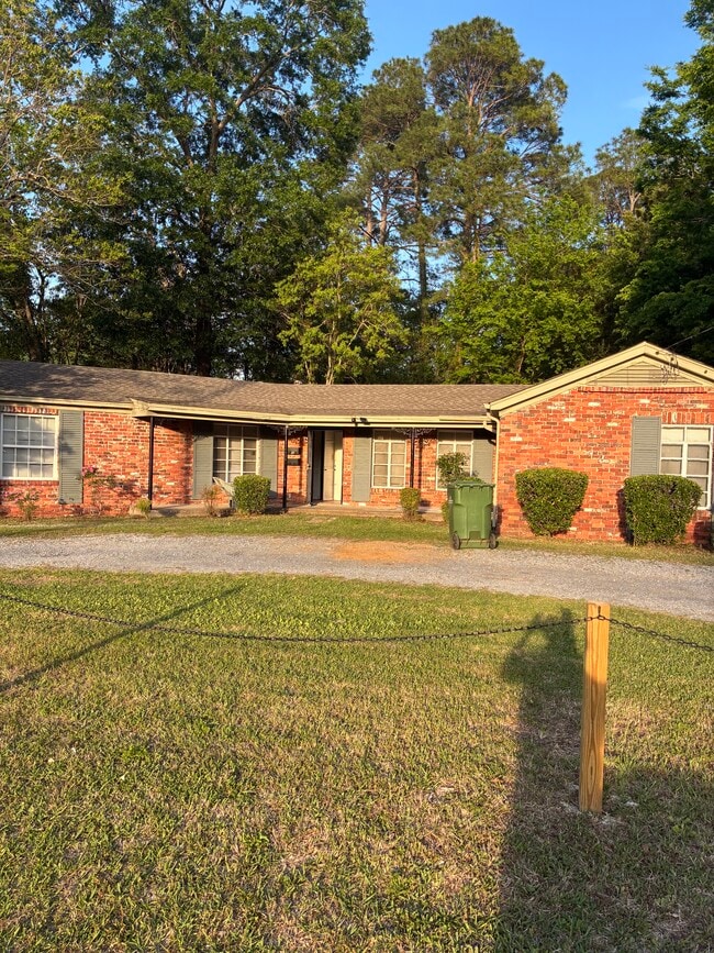 Building Photo - 3515 Norman Bridge Rd Unit 3
