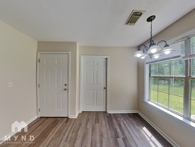 Photo - 2263 Reece Blvd