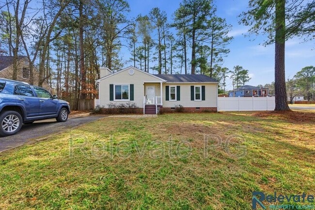 Photo - 2713 Chariot St