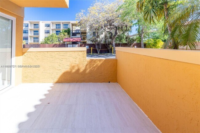 Photo - 13900 SW 65th Terrace Unit 9