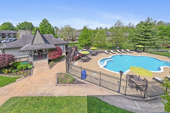 Building Photo - Bardstown Forest Rental