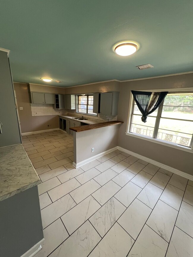 Photo - 1875 S Brookwood Dr