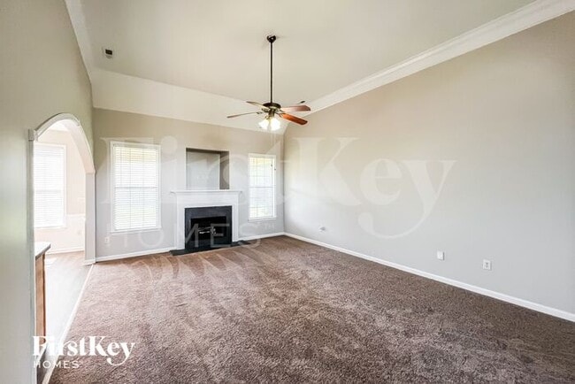 Photo - 120 Rushton Ln