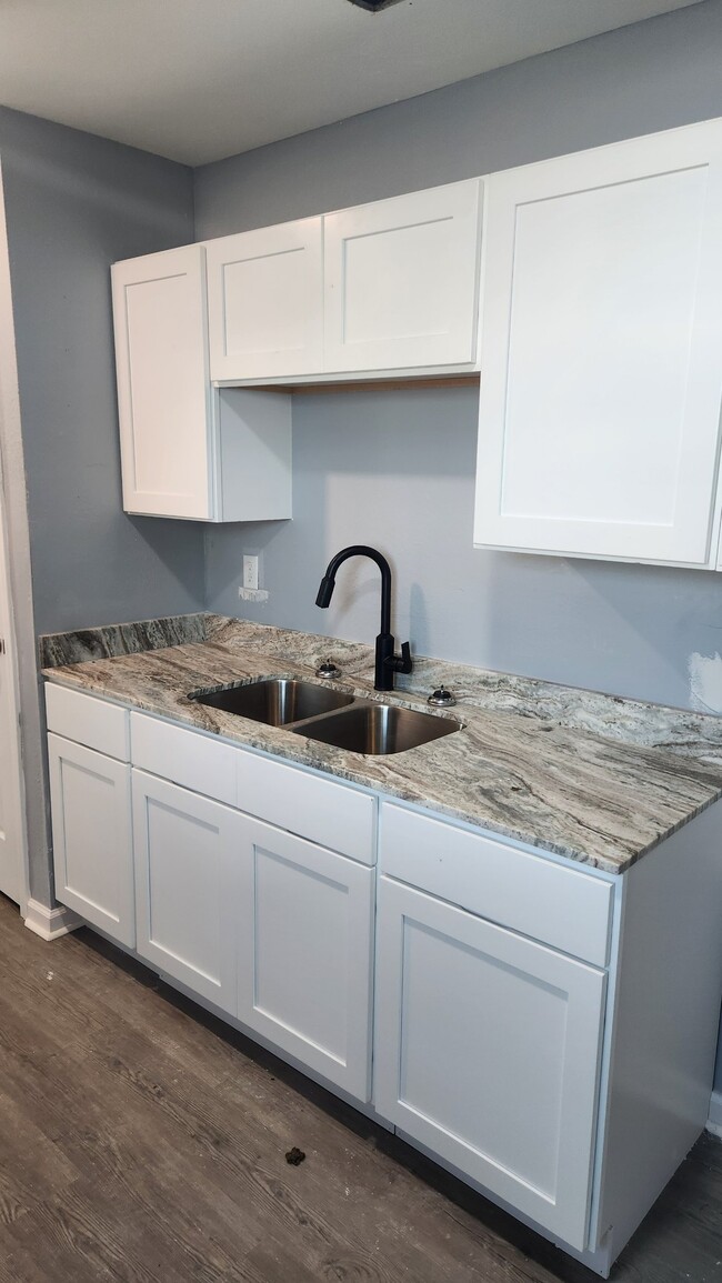 Photo - 219 Leon St Unit 33