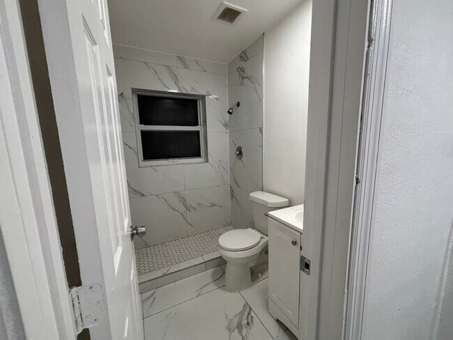 Photo - 431 N East Ave Unit 433