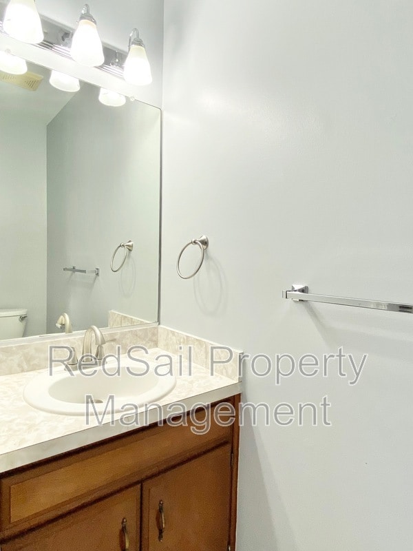 Photo - 926 Woodcreek Dr