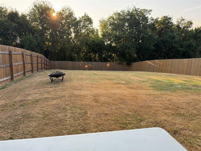 Photo - 204 James River Dr