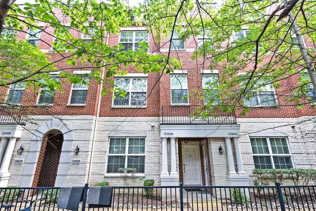 Photo - 12404B Liberty Bridge Rd