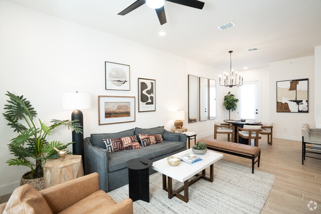 3BR, 3BA - 1,658SF - Living Room