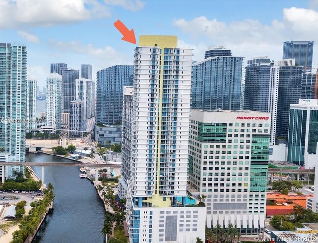 Photo - 185 SW 7th St Unit 2005