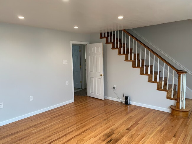 Large main room3 - 808 Lauber Rd