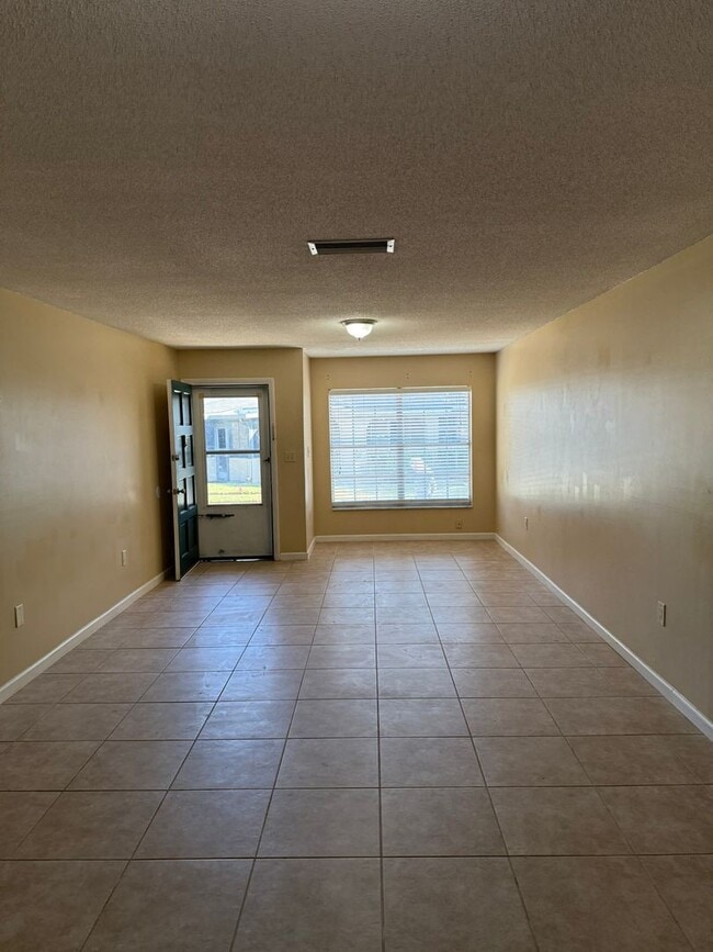 Photo - 1/1 Condo in Summit Village Casselberry Unit 104