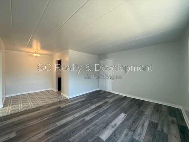 Photo - 332 Wilson Ave Unit E