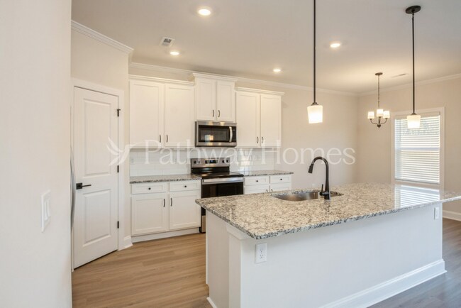 Photo - 118 Wembury Ln