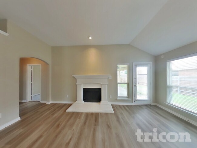 Photo - 437 Creek Bend Dr