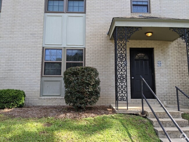 Building Photo - 1951 N Meridian Rd Rental