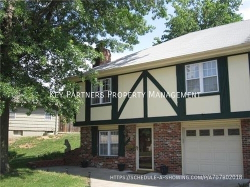 Photo - 7175 NW Chapel Woods Cir House