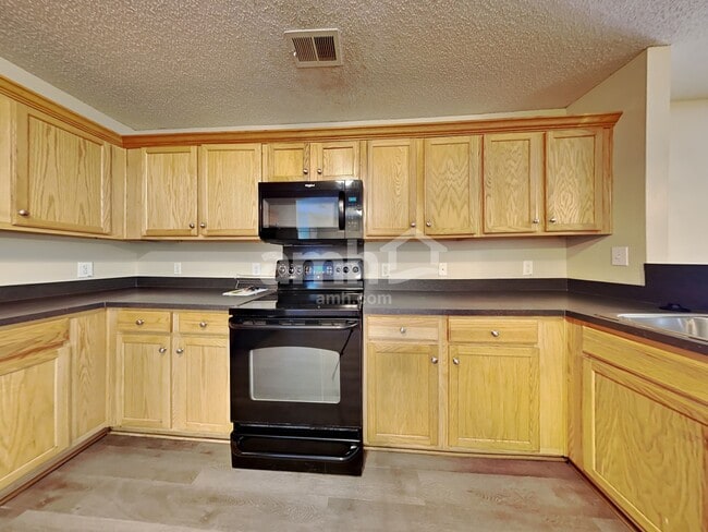 Photo - 4016 Broken Arrow Dr