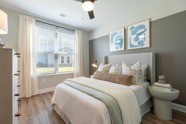 Photo - Hawthorne at Summerville