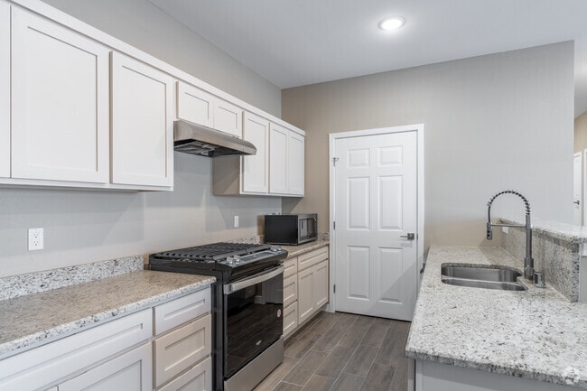 2BR, 2BA - 1,230SF - Kitchen