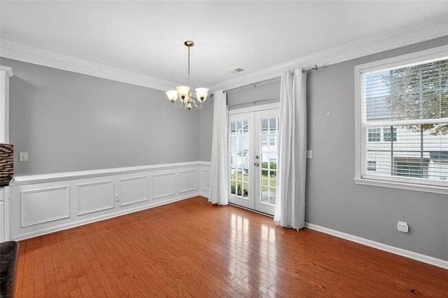 Photo - 605 Lofty Ln