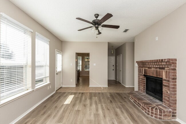 Photo - 6366 Rainwater Way