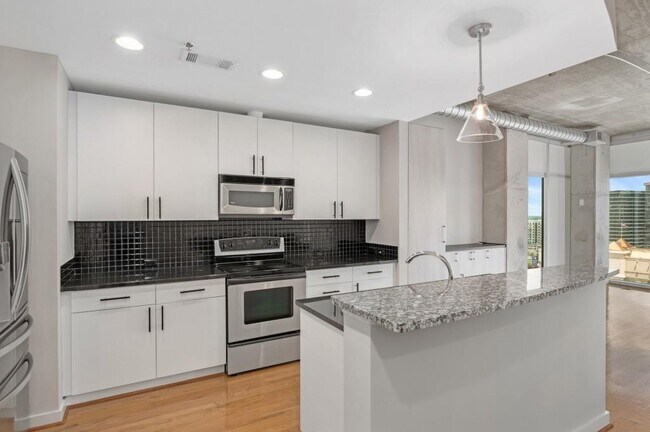 Photo - 250 Pharr Rd NE Unit 1602