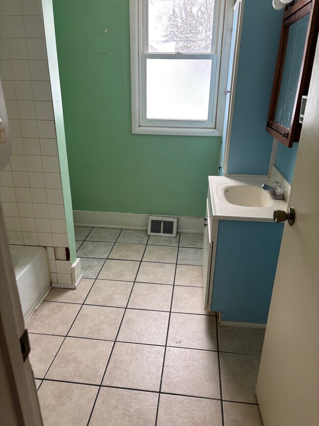 Photo - BURR OAK 2 UNIT Unit 218