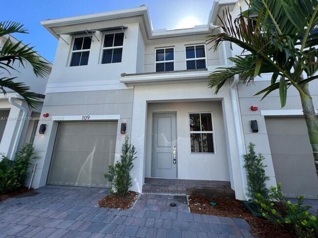 Building Photo - 109 SW 170th Ave Rental