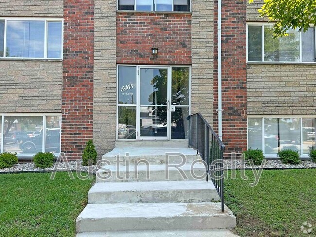 Building Photo - 5464 Cologne Ave Unit Apt E