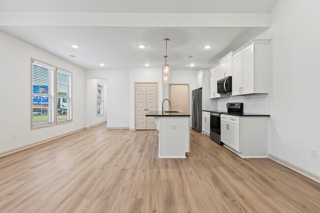 Photo - 106 Summer St