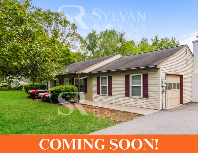 Beautifully updated 3 bedroom rancher! - Beautifully updated 3 bedroom rancher! Casa