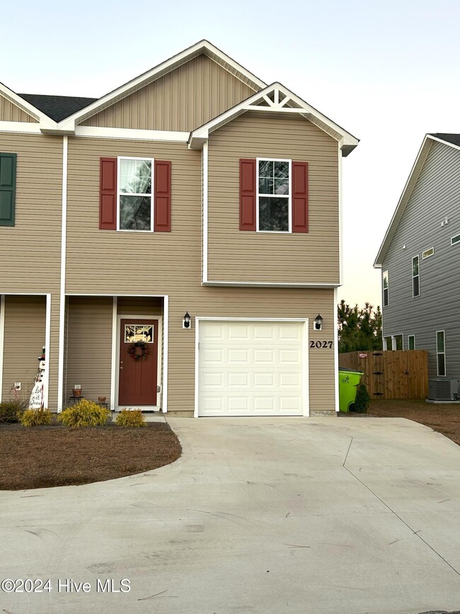 Photo - 2027 Folkstone Wds Ln Townhome