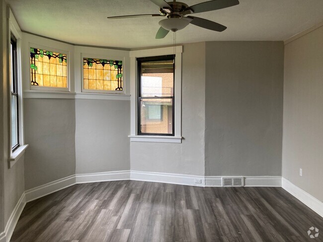 Building Photo - 2853 Louisiana Ave Unit 1 Rental