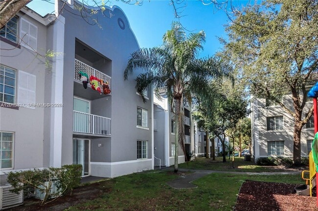 Photo - 11133 SW 8th St Unit 102