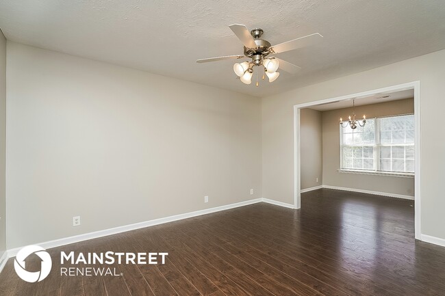 Photo - 1131 Geneil Ln