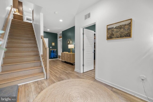 Photo - 42338 Nelsonville Ter