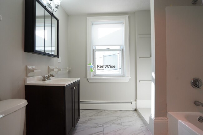 Photo - 1 Winship Pl Unidad 1