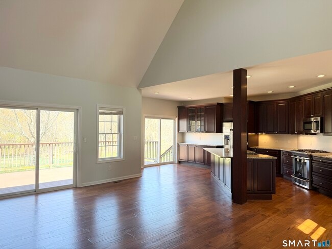 Photo - 103 Pond Hill Rd