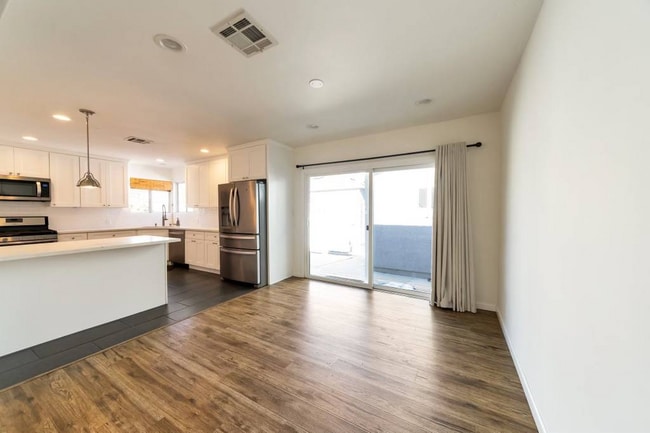 Photo - 11613 Haynes St