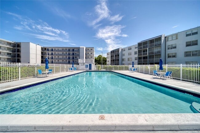 Photo - 14150 SW 84th St Unit 303-I