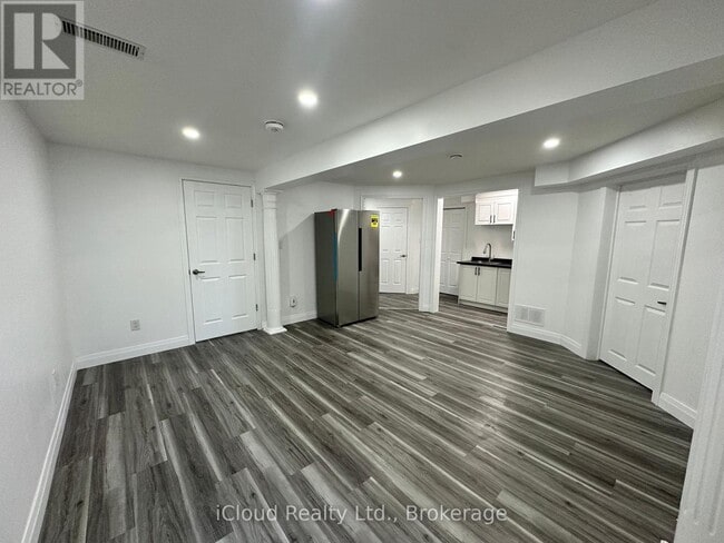 Photo - 65 Periwinkle Way