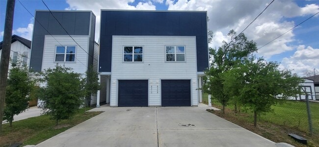 Building Photo - 8308 Prairie View Dr